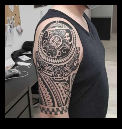 Ikoniskā tinte: Simboliski stāsti fokusā