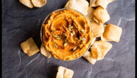 Ātri un kraukšķīgi: uzkodu receptes laimei, atrodoties ceļā